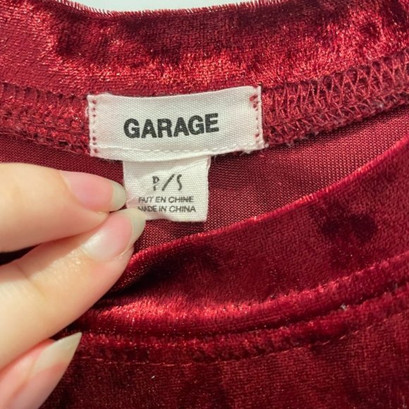 Garage Red Velvet-style Top - Picture 3 of 4